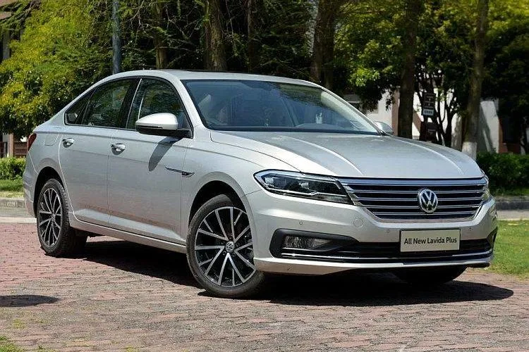 VW stellt neuen Lavida Plus vor
