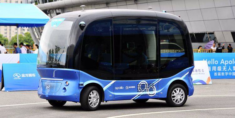 Apolong der autonome Minibus geht in Serie