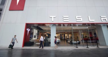 Tesla sucht Mitarbeiter für neue Gigafactory in Shanghai